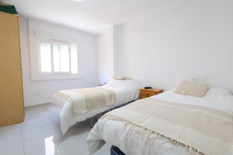 Apartamento en venta en Torrevieja, Alicante, España 3 dormitorios, 108 m2 No. 189384 - foto 9