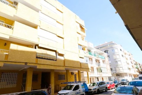 Apartamento en venta en Torrevieja, Alicante, España 3 dormitorios, 108 m2 No. 189384 - foto 16