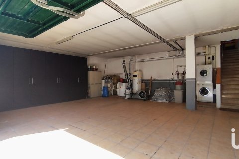 Продажа дома в Матадепера, Барселона, Испания 4 спальни, 250м2 №153721 - фото 9