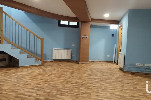 Продажа дома в Матадепера, Барселона, Испания 4 спальни, 250м2 №153721 - фото 10