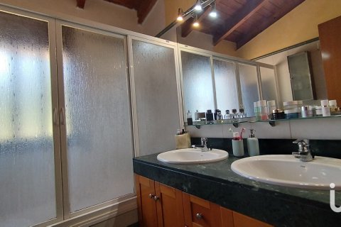 Продажа дома в Матадепера, Барселона, Испания 4 спальни, 250м2 №153721 - фото 25