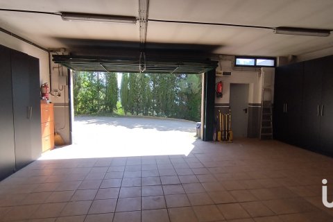 Продажа дома в Матадепера, Барселона, Испания 4 спальни, 250м2 №153721 - фото 8