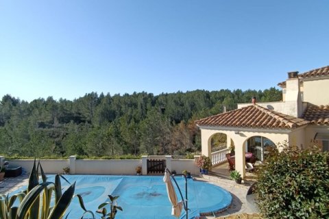 Продажа дома в Л'Аметлья-де-Мар, Таррагона, Испания 4 спальни, 200м2 №153716 - фото 20