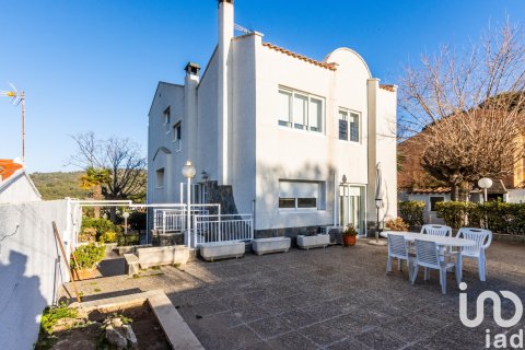 Talo myytävänä Badalona, Barcelona, Espanja, 4 makuuhuonetta, 253 m2 No. 153715 - kuva 7