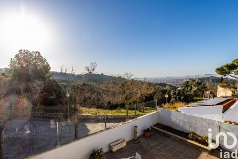 Talo myytävänä Badalona, Barcelona, Espanja, 4 makuuhuonetta, 253 m2 No. 153715 - kuva 27