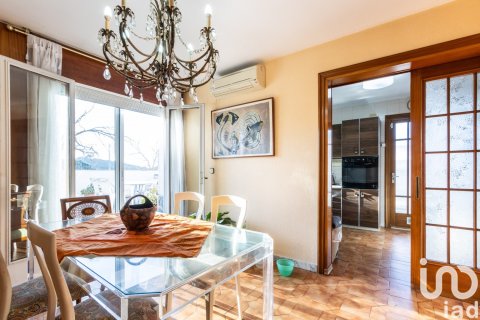 Talo myytävänä Badalona, Barcelona, Espanja, 4 makuuhuonetta, 253 m2 No. 153715 - kuva 14