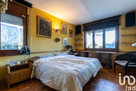 Talo myytävänä Badalona, Barcelona, Espanja, 4 makuuhuonetta, 253 m2 No. 153715 - kuva 12