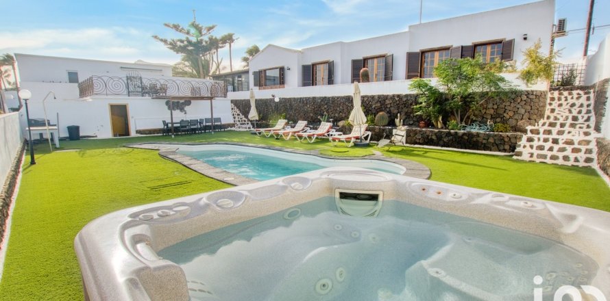 Hus i Guime, Lanzarote, Spanien 6 sovrum, 400 kvm. Nr. 153719
