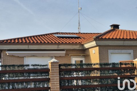 House à vendre à San Cristobal de la Cuesta, Salamanca, Espagne, 4 chambres, 167 m2 No. 153720 - photo 30