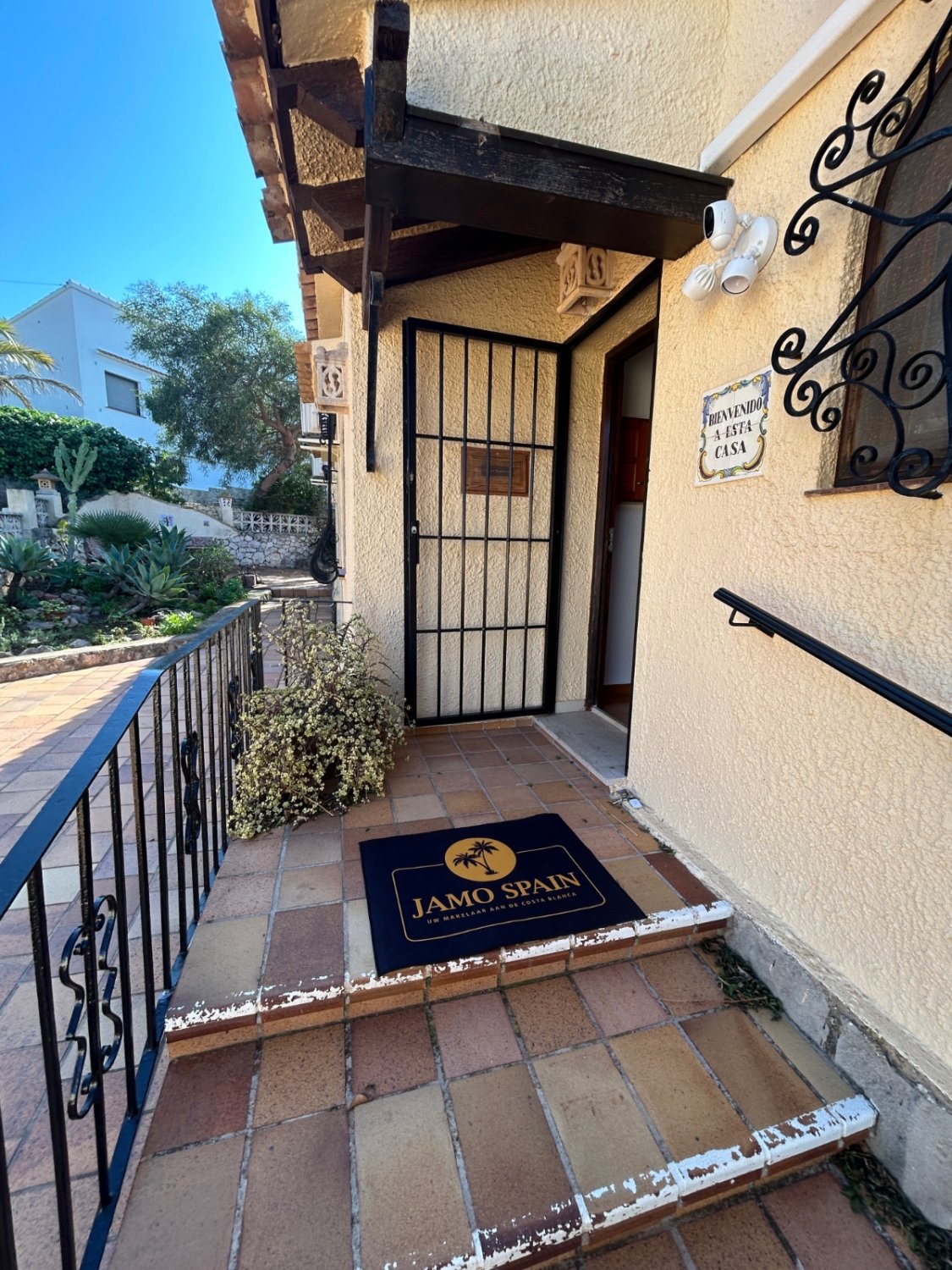 Villa a Javea, Alicante, Spagna 6 camere da letto, 271 mq. N° 136762