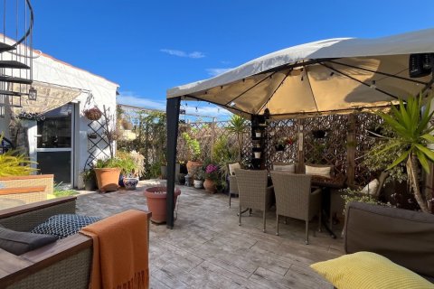 Dvīņu māja pārdošanā La Nucia, Alicante, Spānijā 3 istabas, 125 m2 Nr. 136765 - attēls 11