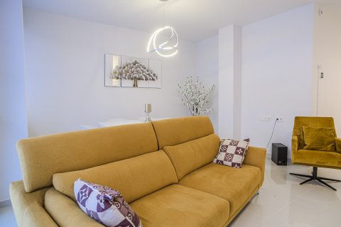 Apartament Torrevieja, Alicante, Hiszpania 3 sypialnie, 120 mkw. nr 136761 – zdjęcie 6