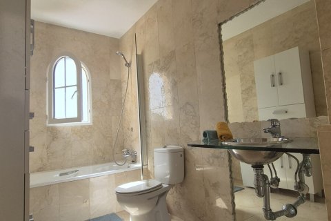 Townhouse zum Verkauf in Alicante, Spanien 2 Schlafzimmer, 93 m2 Nr. 189972 - Foto 17