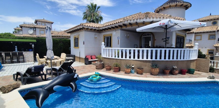 Villa Villamartin, Alicante, Spānijā 4 istabas, 110 m2 Nr. 190084