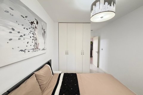 Продажа квартиры в Дехеса де Кампоамор, Аликанте, Испания 3 спальни, 93м2 №189970 - фото 26