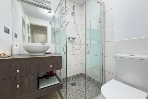 Продажа квартиры в Дехеса де Кампоамор, Аликанте, Испания 3 спальни, 93м2 №189970 - фото 22