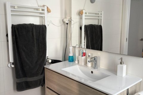 Apartment for sale in Alicante, Spain 2 bedrooms, 100 sq.m. No. 138163 - photo 22