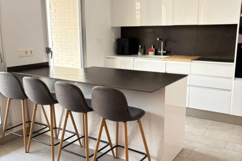 Apartment for sale in Alicante, Spain 2 bedrooms, 100 sq.m. No. 138163 - photo 6