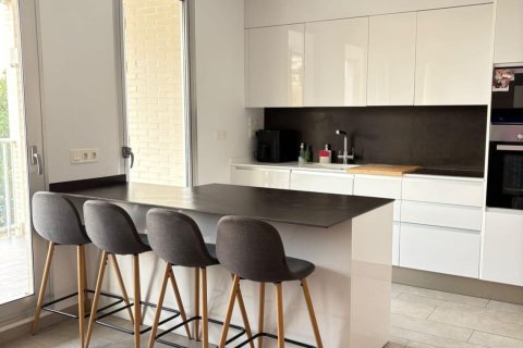 Apartment for sale in Alicante, Spain 2 bedrooms, 100 sq.m. No. 138163 - photo 13