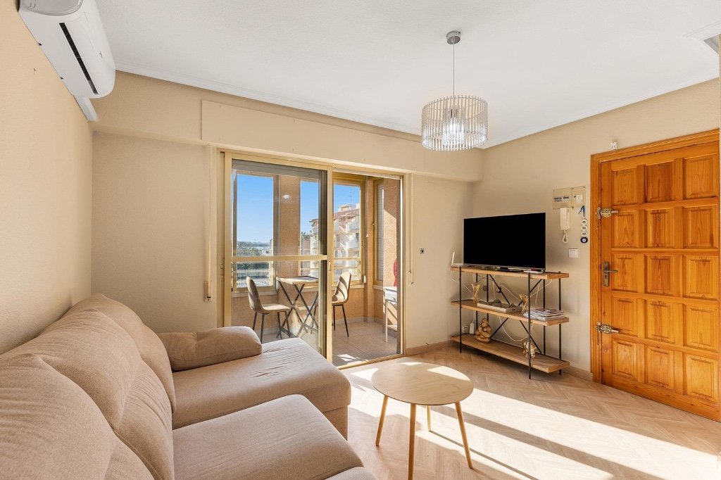Huoneisto Torrevieja, Alicante, Espanja 3 makuuhuonetta, 75 m2 No. 183577