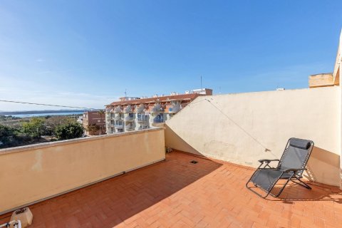 Wohnung zum Verkauf in Torrevieja, Alicante, Spanien 3 Schlafzimmer, 75 m2 Nr. 183577 - Foto 2