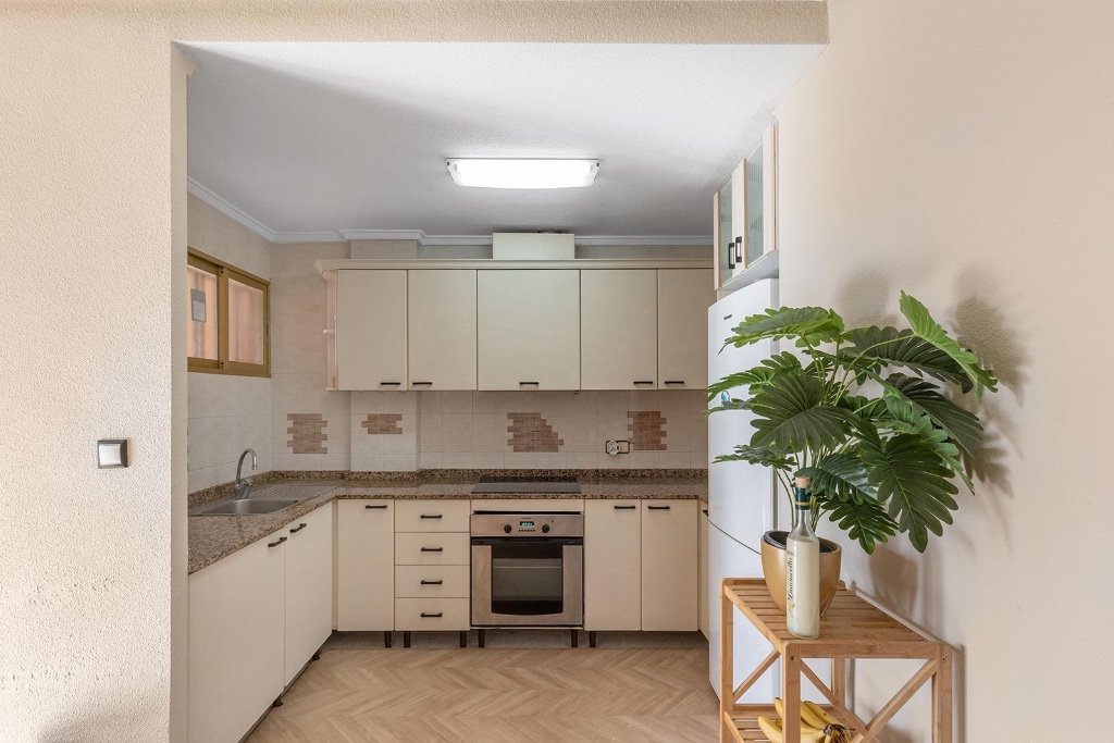 Huoneisto Torrevieja, Alicante, Espanja 3 makuuhuonetta, 75 m2 No. 183577