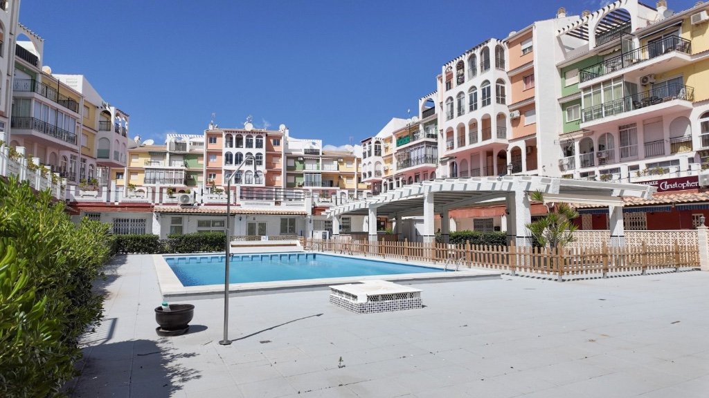 Huoneisto Torrevieja, Alicante, Espanja 1 makuuhuone,  No. 183579