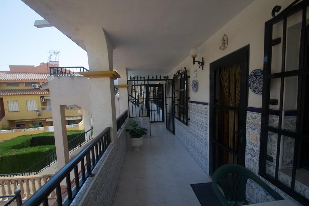Appartamento a Torrevieja, Alicante, Spagna 2 camere da letto, 60 mq. N° 183580