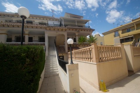 Apartment for sale in Torrevieja, Alicante, Spain 2 bedrooms, 60 sq.m. No. 183580 - photo 9