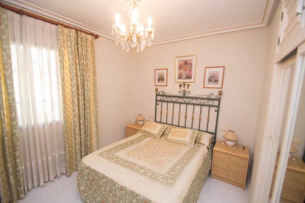 Appartamento a Torrevieja, Alicante, Spagna 2 camere da letto, 60 mq. N° 183580