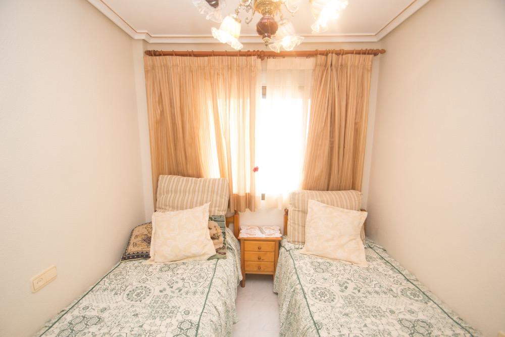 Appartamento a Torrevieja, Alicante, Spagna 2 camere da letto, 60 mq. N° 183580