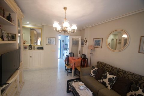 Apartment for sale in Torrevieja, Alicante, Spain 2 bedrooms, 60 sq.m. No. 183580 - photo 2