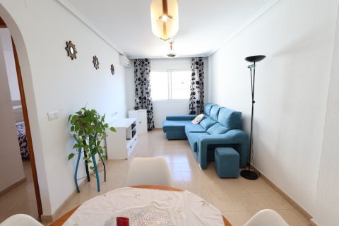 Apartamento en venta en Torrevieja, Alicante, España 2 dormitorios, No. 183581 - foto 6