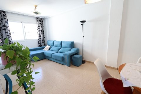 Apartamento en venta en Torrevieja, Alicante, España 2 dormitorios, No. 183581 - foto 9