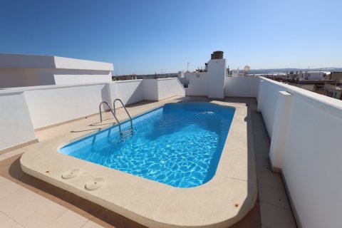 Apartamento en venta en Torrevieja, Alicante, España 2 dormitorios, No. 183581 - foto 4