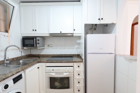 Apartamento en venta en Torrevieja, Alicante, España 2 dormitorios, No. 183581 - foto 3