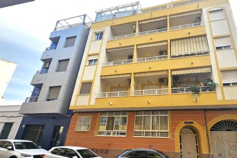 Apartment for sale in Torrevieja, Alicante, Spain 1 bedroom, 50 sq.m. No. 183578 - photo 10
