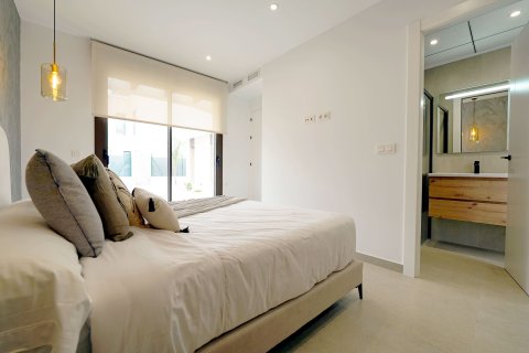 Townhouse à vendre à Heredades, Alicante, Espagne, 3 chambres, 142 m2 No. 162818 - photo 3