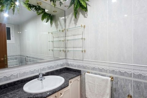 Apartment à vendre à Barcelona, Espagne, 3 chambres, 89 m2 No. 187546 - photo 26
