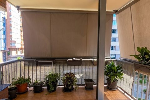 Apartment à vendre à Barcelona, Espagne, 3 chambres, 89 m2 No. 187546 - photo 2