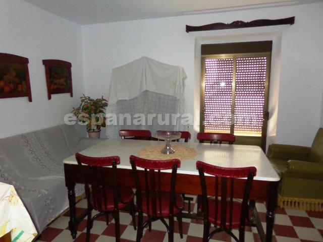 Hus i Somontin, Almeria, Spanien 6 sovrum, 60 kvm. Nr. 184106
