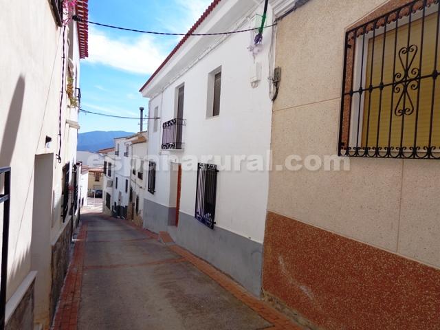 Hus i Somontin, Almeria, Spanien 6 sovrum, 60 kvm. Nr. 184106