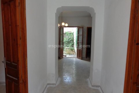 House for sale in Cantoria, Almeria, Spain 4 bedrooms, 95 sq.m. No. 184103 - photo 2