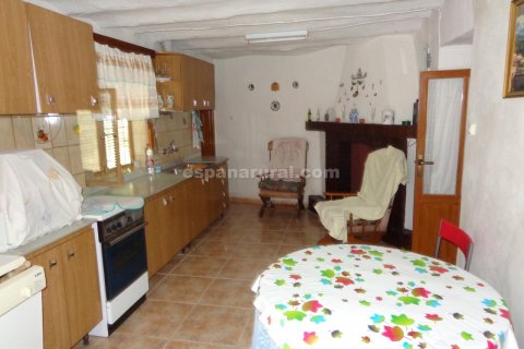 Townhouse for sale in Caniles, Granada, Spain 4 bedrooms,  No. 184101 - photo 8