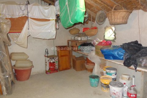 Townhouse for sale in Caniles, Granada, Spain 4 bedrooms,  No. 184101 - photo 5