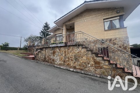 House zum Verkauf in Castrillon, Asturias, Spanien 6 Schlafzimmer, 434 m2 Nr. 192088 - Foto 2