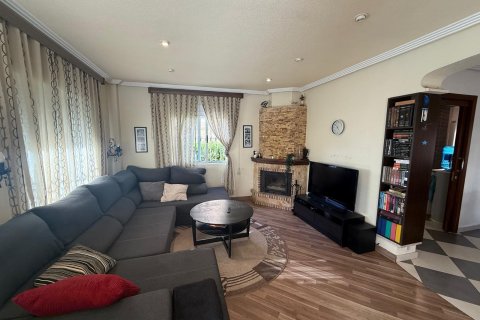 Huvila myytävänä La Florida, Alicante, Espanja, 3 makuuhuonetta, 200 m2 No. 139920 - kuva 9