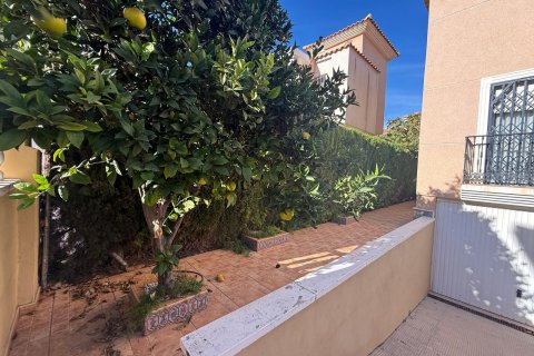 Huvila myytävänä La Florida, Alicante, Espanja, 3 makuuhuonetta, 200 m2 No. 139920 - kuva 17