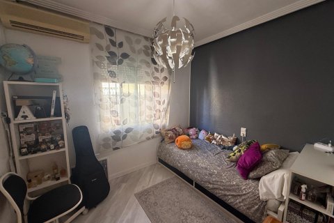 Huvila myytävänä La Florida, Alicante, Espanja, 3 makuuhuonetta, 200 m2 No. 139920 - kuva 22