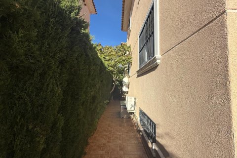 Huvila myytävänä La Florida, Alicante, Espanja, 3 makuuhuonetta, 200 m2 No. 139920 - kuva 18